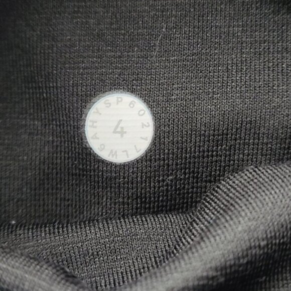 Lululemon Train Times Crop sz 4 Fractal Alpine Black - Picture 6 of 7